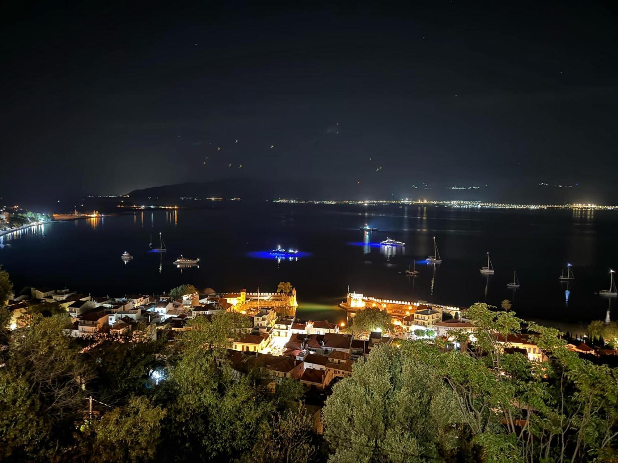 Nafpaktos Studio In Port Ιι Esterno foto